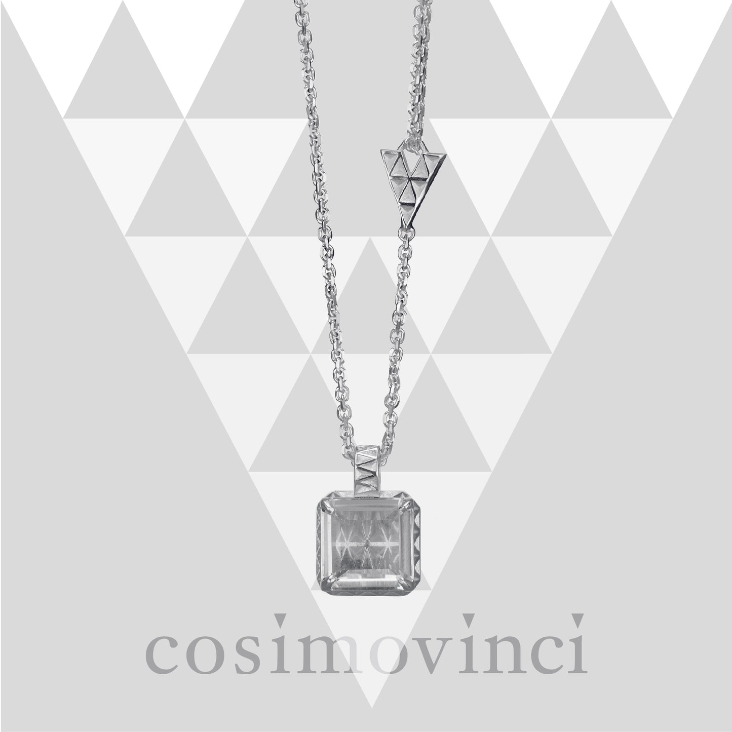 Collana V Prisma Square